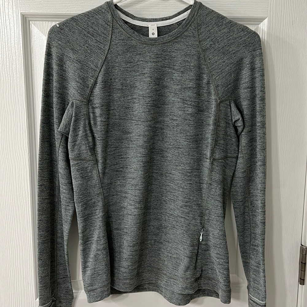 Lululemon “It’s Run Rulu” Long Sleeve Shirt - Rare Color - Size 8